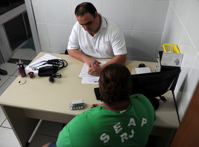 A Paid Endorsement Is Not a Prescription: What a Real GLP-1 Evaluation Should Include