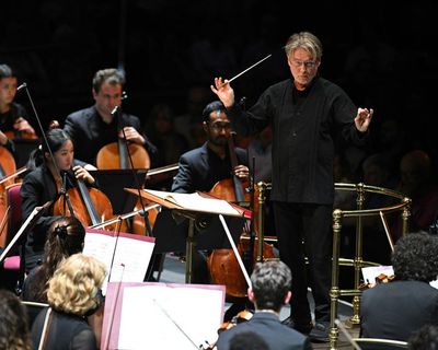 Juilliard Orch/Royal Academy Symphony Orch / Salonen/Frang review – student players let rip, eventually