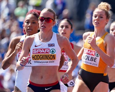 Keely Hodgkinson puts on shades and breezes into European 800m semi-finals in style