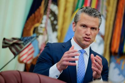 Pete Hegseth stopped midspeech to blame his sweatiness on being from Minnesota
