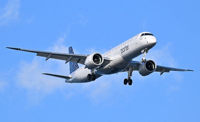 Flight cancelled after child refuses to buckle seat belt