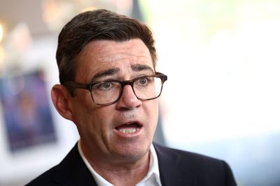Burnham says wealthier areas must accept more asylum seekers