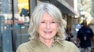 Martha Stewart's dramatic hair transformation trades her signature blonde for rosé pink