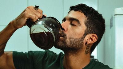 Coffee Drinkers Carry Different Gut Bacteria, and Two Weeks Without Coffee Started Moving Them Back