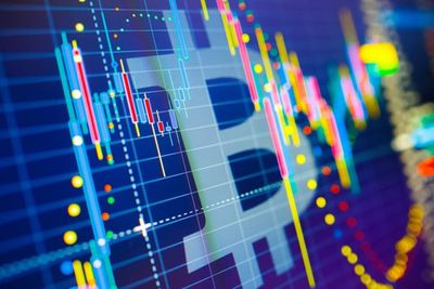 Bitcoin Dips, Ethereum, XRP, Dogecoin Rise: Analyst Predicts 'BTC Goes Up' if Consumer Inflation Comes in Better Than Expected