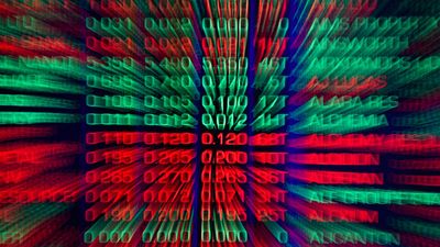 Australian shares fall as investors heed bank warnings
