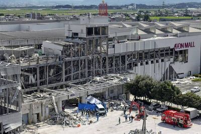 熊本強震》永旺社長坦承允許人員返回釀死傷 親向遺屬謝罪