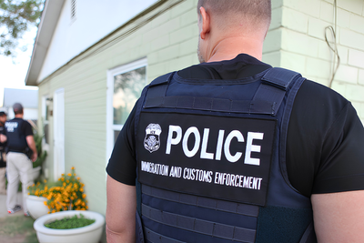 ICE Electric Shock Gloves Spark Alarm as $20M Plan Lets Officers Deliver Silent Pain by a Button