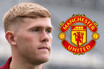 Lewis Hall 'requests Manchester United transfer' in Newcastle talks
