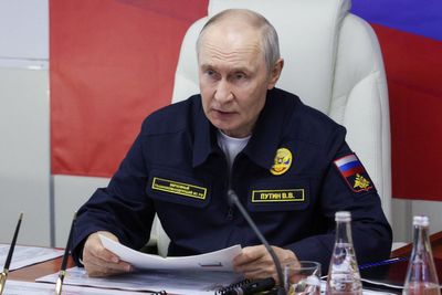 Putin ‘increasing ballistic missile production’ to break Ukraine’s resolve this winter