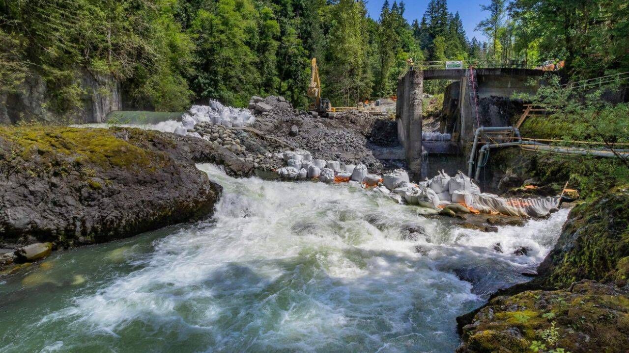 The United States removed 100 outdated dams in 2025,…