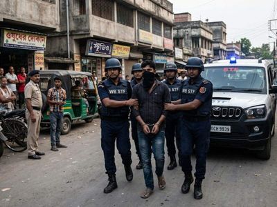 Suspected Pakistani national among two held by West Bengal STF