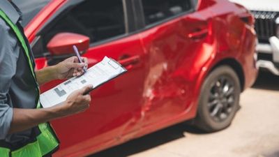 7 Vehicle History Report Details Buyers Often Miss