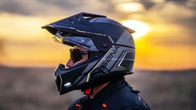 Two US Lawmakers Want to Revoke Motorcycle Helmet Laws For People They Don't Represent