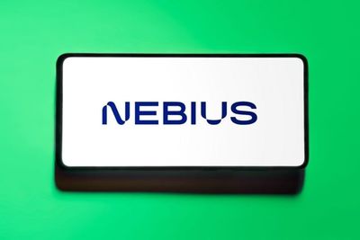 Senator Has Made 700+ Trades Since March, Including Buying Nebius (NBIS Stock): Here’s How Much He’s Made