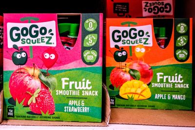 School Snack Multipacks vs. Full-Size Packages: Which Costs Less?