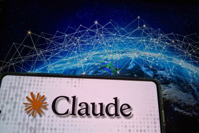 Anthropic's Claude Gets Invisible Text Watermarks That Proofreading Alone Could Trigger