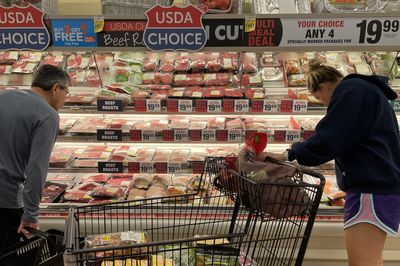 Grocery Bills Still Split for Latino Households, Even as July Inflation Cools to 3.4%