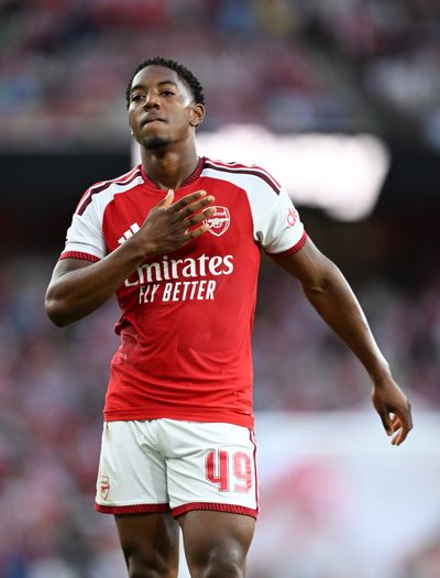 Arsenal 1-1 Como (4-3 on pens): Myles Lewis-Skelly sends transfer message after scoring in friendly