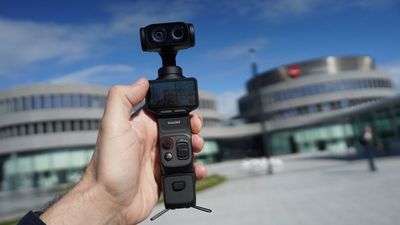 “This camera has the potential to completely change the way we take pictures with a camera” – Insta360 is working on not one but two mirrorless cameras