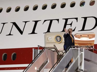 'If I go, you go, right?': Traveling on the presidential plane - without Trump