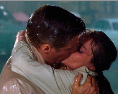 ‘I’ve been on plenty of dates – but nothing happened’: are we looking at the death of the kiss?