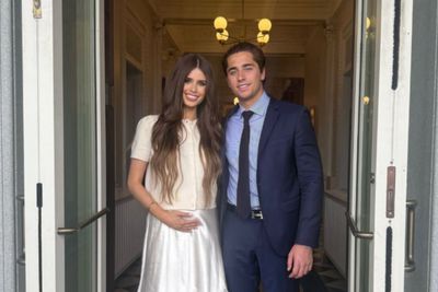 'The Zapper' Explained: MAGA Influencer Jayme Franklin's Belly Button Allegedly Used To Wake Donald Trump During Briefing