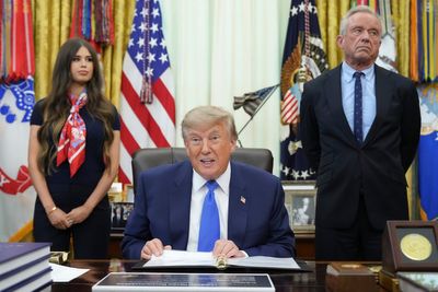 Trump's vaccine plan would require millions of individual shots last used decades ago