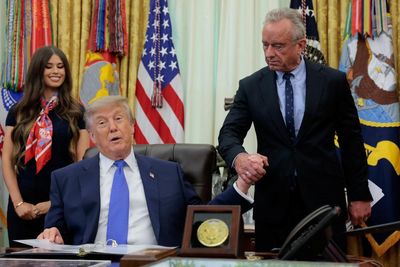 How Trump’s order on vaccines is sowing confusion, doubt and fear