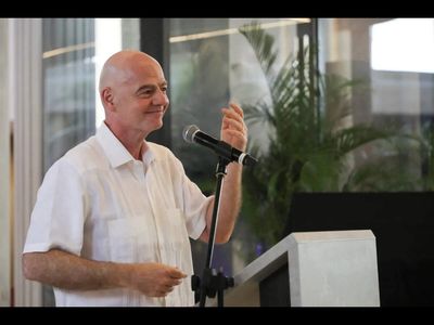 FIFA chief Infantino receives support from 6 Arab federations amid revolt over World Cup plan