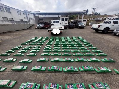 Netherland's Soccer Star Erling Haaland's Face Appears on Nearly Half-Ton Cocaine Shipment Seized in Ecuador