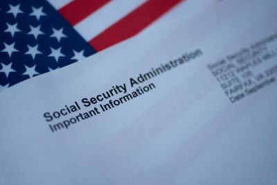 How Much Monthly Income Does the Average American Over 70 Have in Retirement?