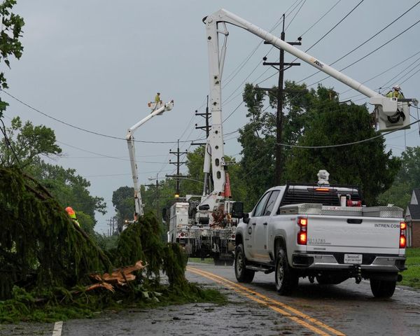 Severe storms cut power supply to 540,000 homes in US midwest