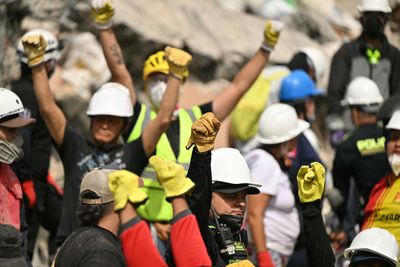 "The Person I Was Helping Is No Longer Here": Colombians Abroad Face Anguish After Earthquake