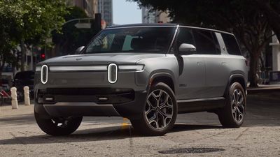 Rivian Just Added The ‘Number One Most Requested Feature’ To The R1S