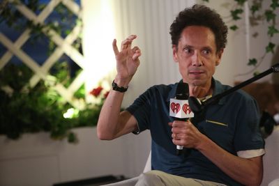 Author Malcolm Gladwell would rather have a dad who makes $100,000 than $1 billion—he says extreme wealth is 'crippling to your motivation'