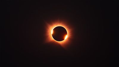 “You’re protecting equipment worth thousands of dollars – and more importantly, your eyesight.” Total solar eclipse photographer explains what it takes to capture one of the world’s greatest phenomena