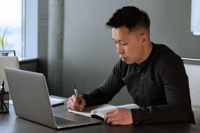 Why Hundreds of UK Jobseekers Feel Humiliated by AI Job Interviews — And 30% Would Rather Walk Away
