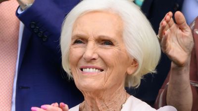Mary Berry proves the secret to dressing between seasons is smart, stylish layering