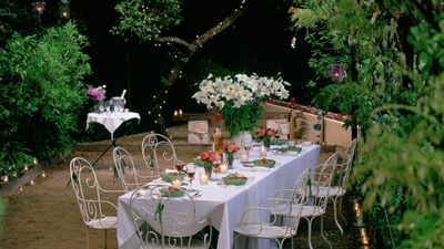 I Saw This $38 Solar Chandelier at a Friend’s Wedding – and Now I’m Copying the Wire-Free Hack on My Patio