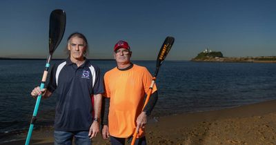 'Get back, he's got a knife': surf club members make safety plea for Horseshoe beach