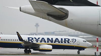 Ryanair window smashed by engine debris in Thessaloniki incident: report