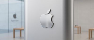 Why Are Analysts Freaking Out About Apple's All-Glass iPhone?