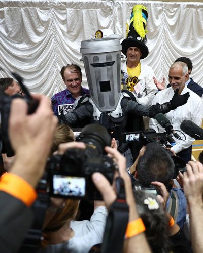 ‘Disgraceful’: what one election photo tells us about British politics in 2026