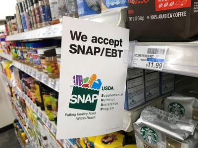 Single Dads and SNAP Benefits: The Overlooked Struggle in America’s Safety Net