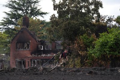 Government issues temporary ban on sale of disposable BBQs over wildfire risk