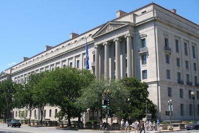 Trump DOJ Allegedly Targets Citizens Who 'Angered the Government' in What Expert Calls 'Political Tool' Campaign