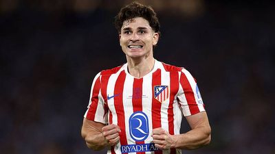 Another Twist in Julian Alvarez, Barcelona Transfer Saga