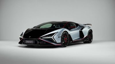 Lamborghini Revuelto SV Revealed: V12 Hybrid Tuned For Track Domination