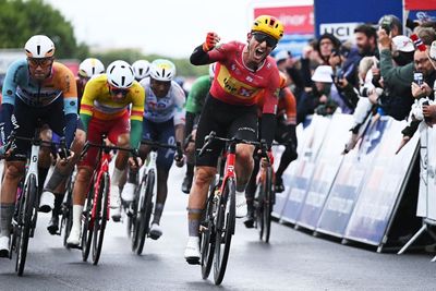 Arctic Race of Norway: Erlend Blikra gets a home win on stage 2